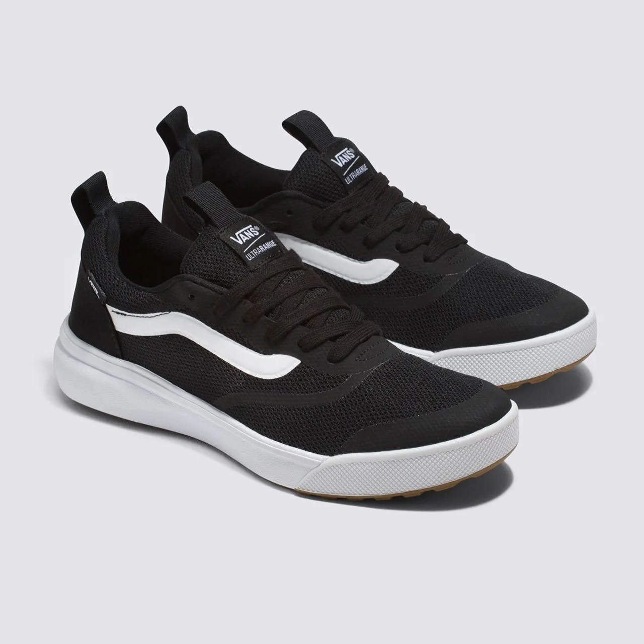 TÊNIS VANS ULTRARANGE RAPIDWELD BLACK WHITE