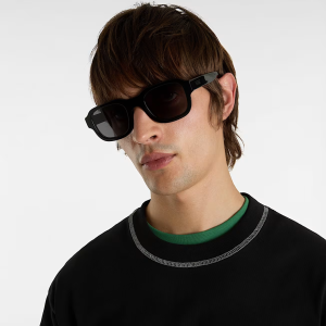 ÓCULOS DE SOL VANS 66 BLACK