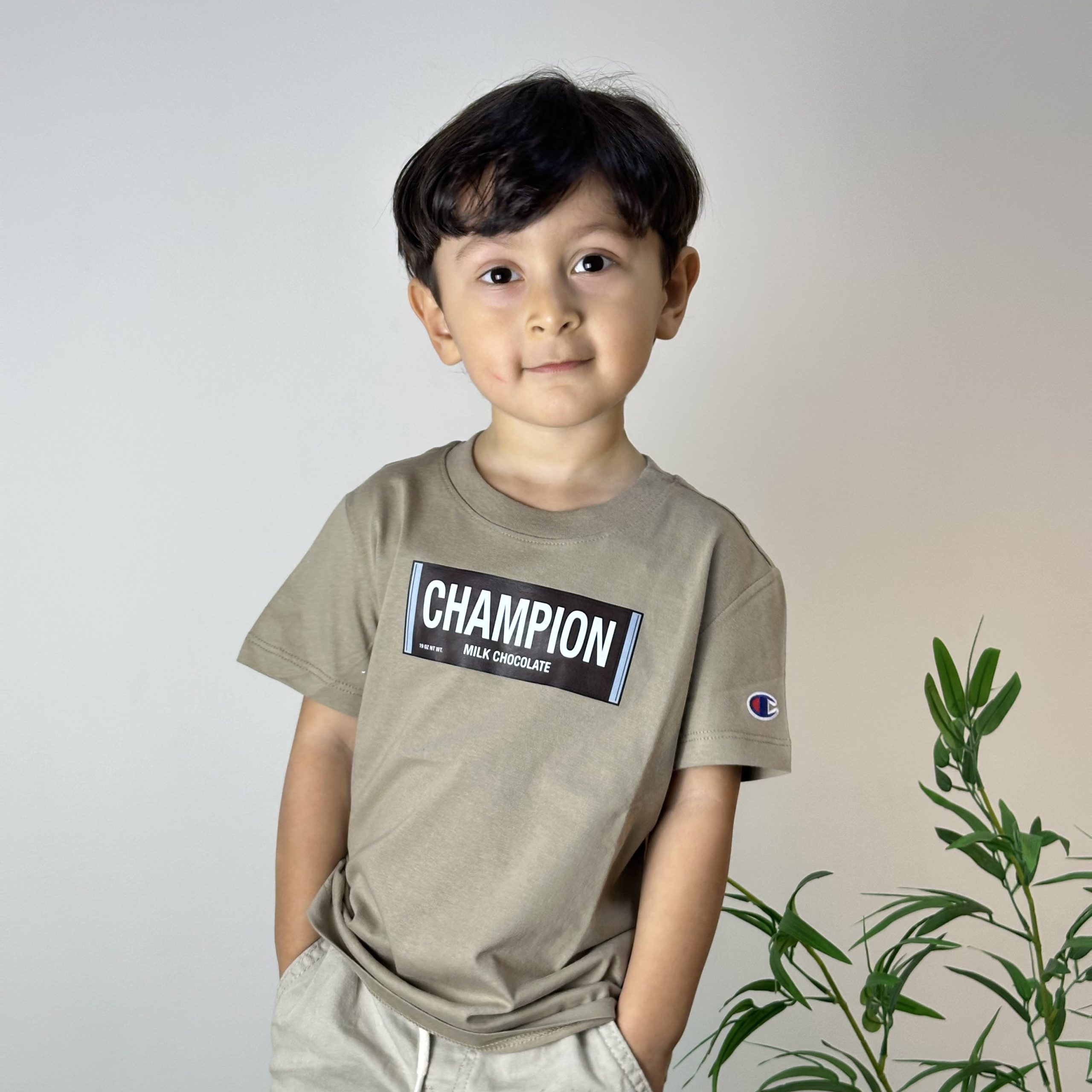 CAMISETA CHAMPION KIDS CHOCOLATE - KHAKI